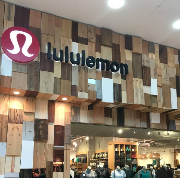 Lululemon Athletica, Square One, Mississauga, ON