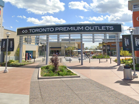 nike toronto premium outlet